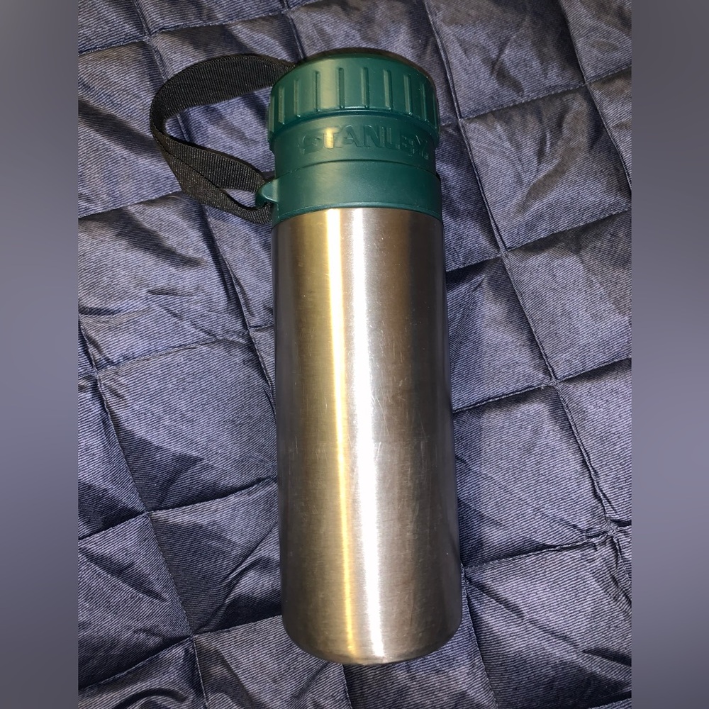 Stanley Travel twenty four ounce size travel bottle light weight